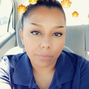 Meet your Posher, Claudia